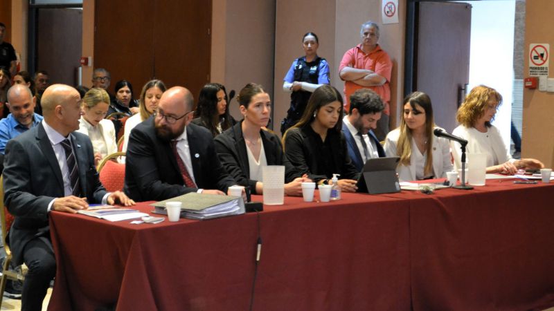 "No estoy de acuerdo con el monto de las penas", dijo el abogado querellante